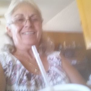 Meet your Posher, Joyce